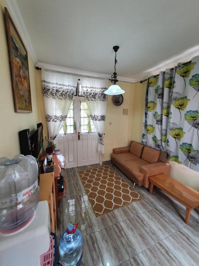 Villa Panda H Kota Bunga Puncak Cinengangirang Экстерьер фото